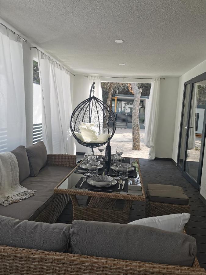 Fjaka Luxury Mobile Home - Oaza Mira Camping Croatia Drage Exteriör bild